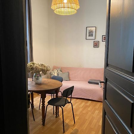 Grand Studio Style Bordelais Dans Le Triangle D'Or Bordeaux Exterior photo